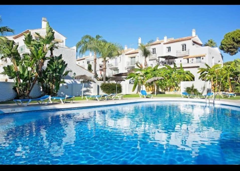 Paraiso Y Mar Apartment Estepona Exterior foto