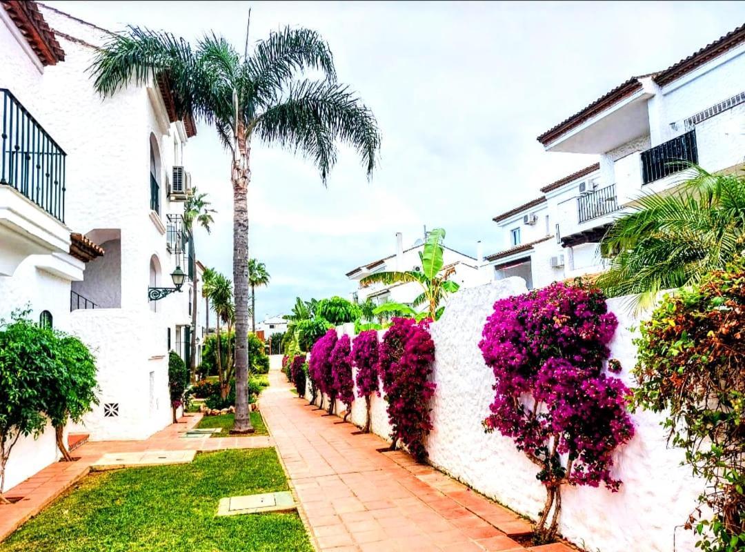 Paraiso Y Mar Apartment Estepona Exterior foto